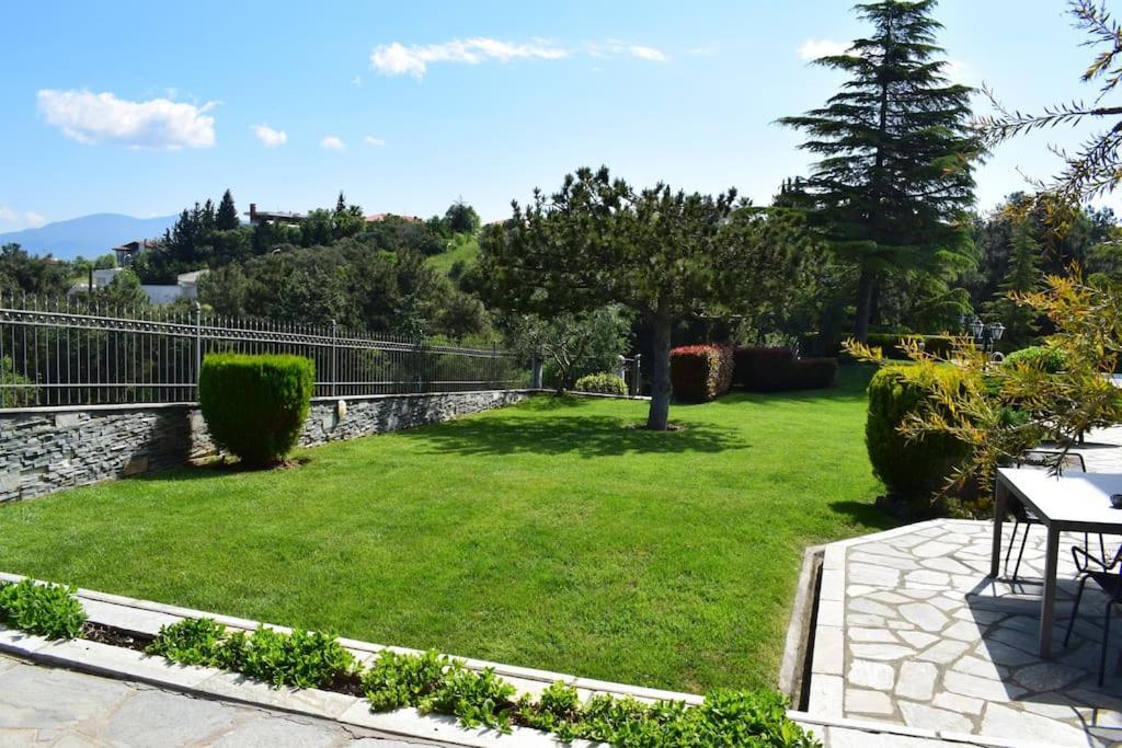 Casa Chrissy Plagiárion